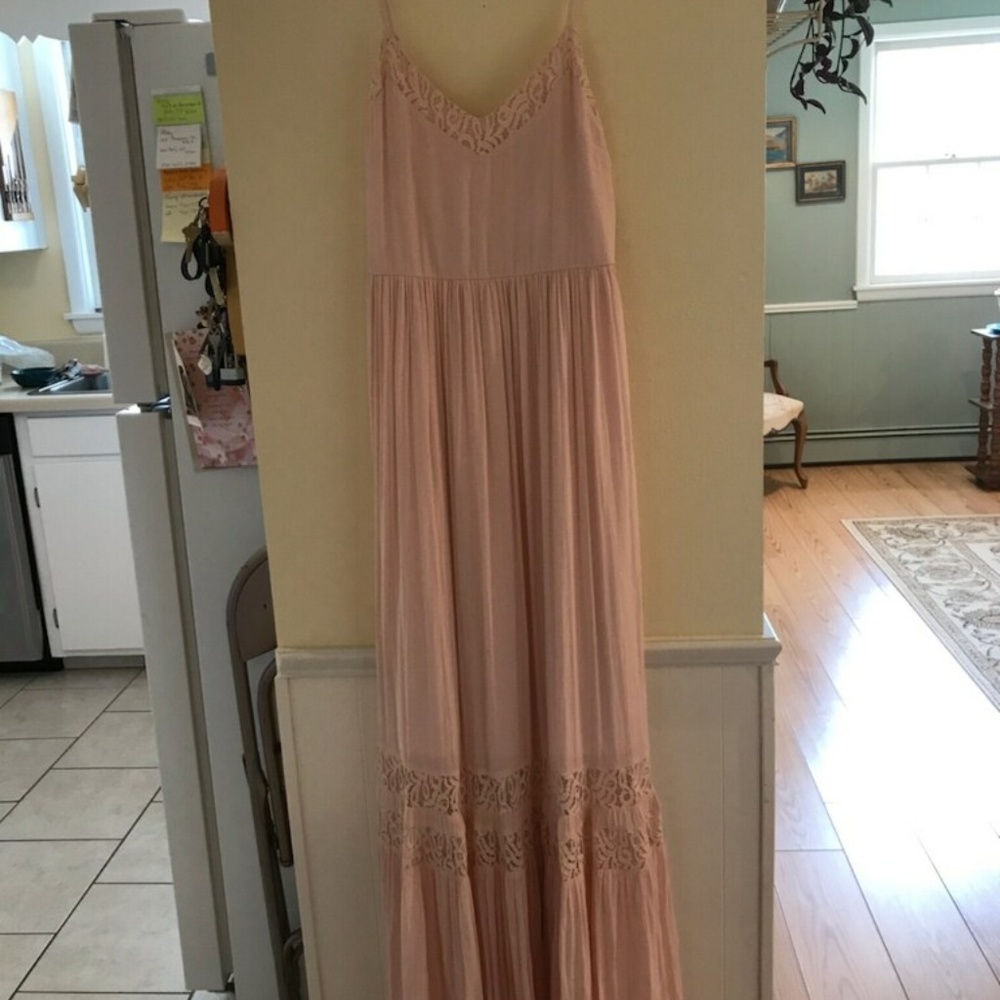 BRAND NEW BLUSH MAXI DRESS
